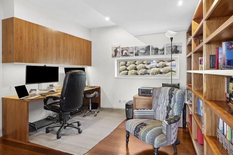 Photo of property in 13 Highfield Ridge, Wanaka, 9305