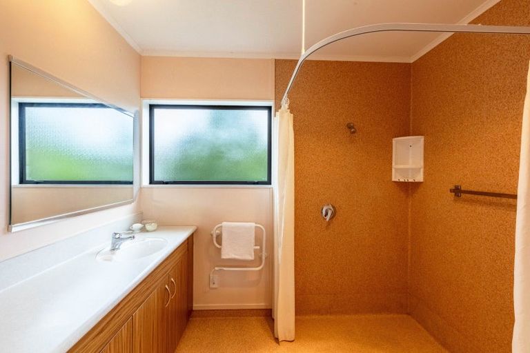 Photo of property in 10 Wellington Road, Waipukurau, 4200