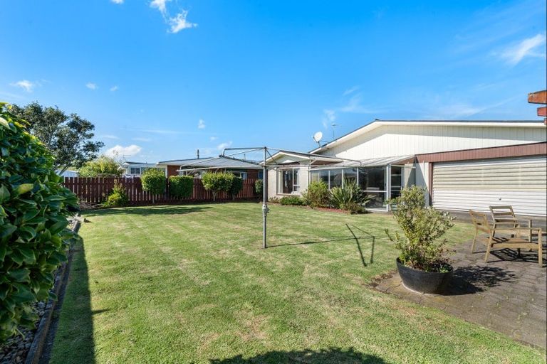 Photo of property in 19 Bronte Place, Whalers Gate, New Plymouth, 4310