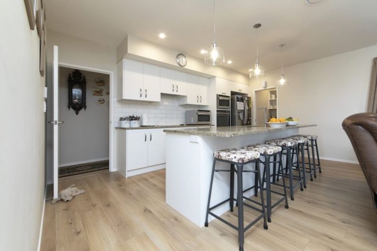 Photo of property in 26 Jelas Drive, Riverhead, 0820