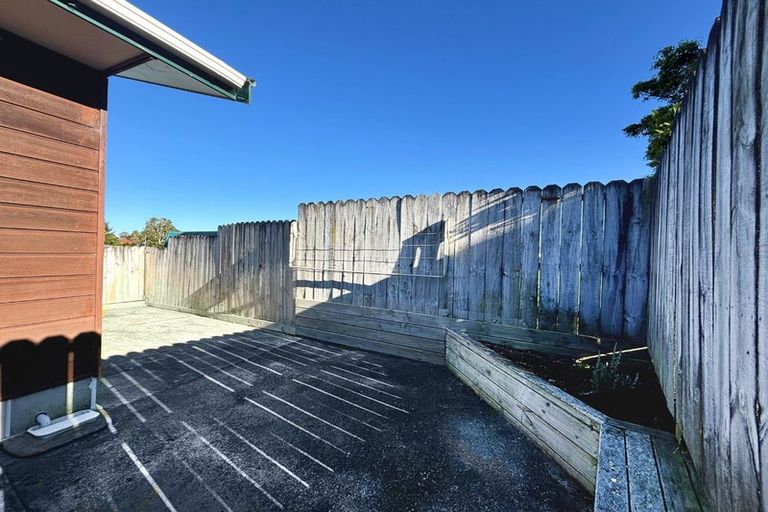 Photo of property in 10 James Road, Manurewa, Auckland, 2102