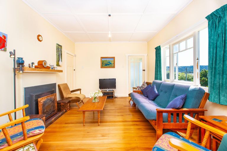 Photo of property in 5 Park Drive, Raglan, 3225