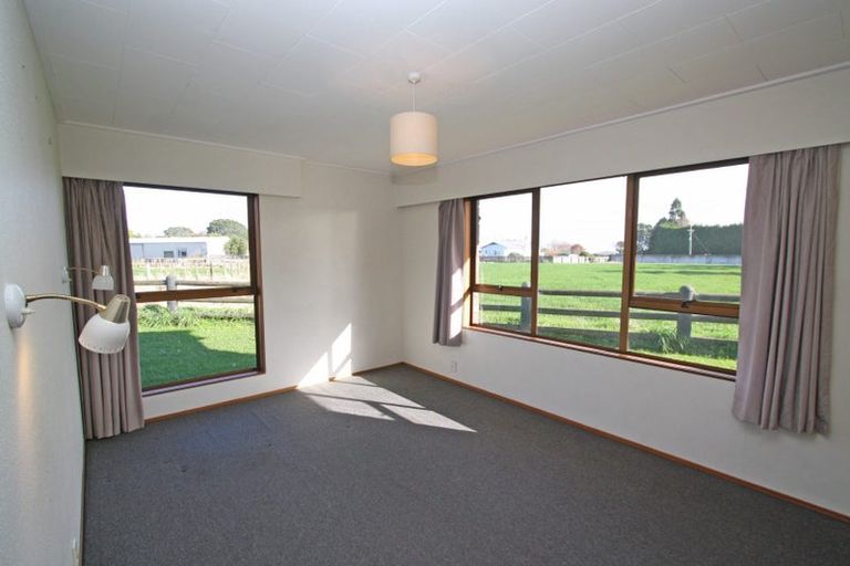 Photo of property in 46 Airport Drive, New Plymouth Airport, New Plymouth, 4373