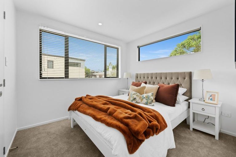 Photo of property in 3/25 Abbotleigh Avenue, Te Atatu Peninsula, Auckland, 0610