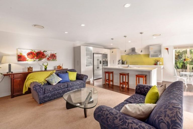 Photo of property in 23 Hendrika Court, Hobsonville, Auckland, 0618