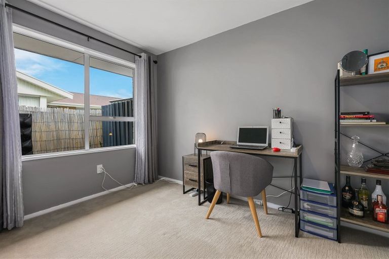 Photo of property in 140 Hay Street, Bromley, Christchurch, 8062