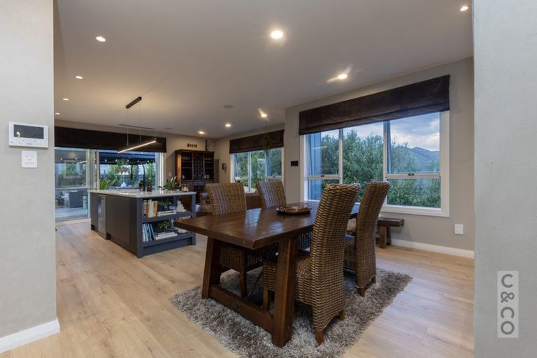 Photo of property in 61 Pitoitoi Drive, Riverhead, 0820