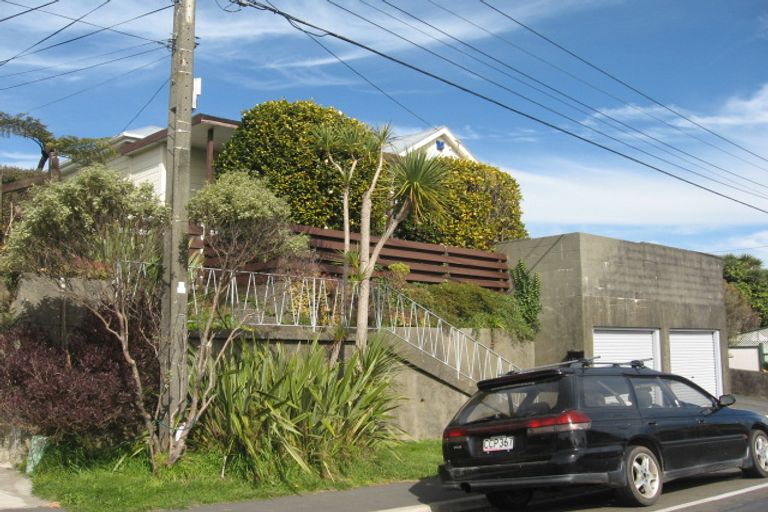 Photo of property in 33 Braithwaite Street, Karori, Wellington, 6012