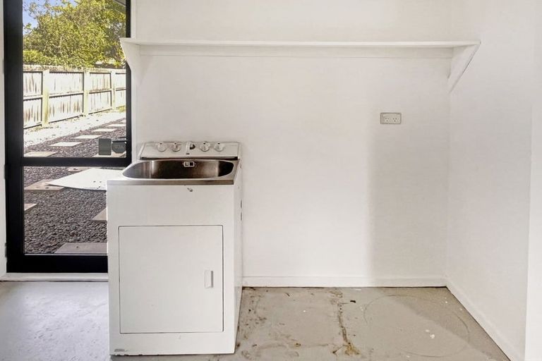 Photo of property in 6 Joe Burns Place, Wigram, Christchurch, 8042