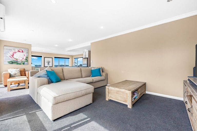 Photo of property in 78 Maire Road, Orewa, 0931