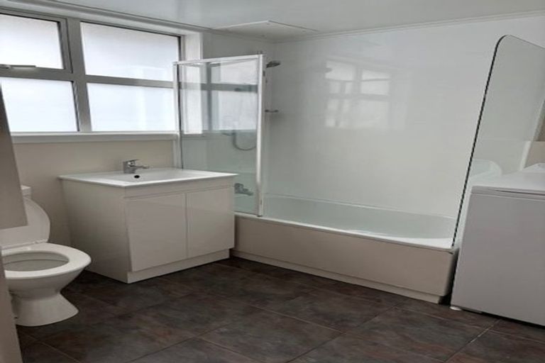 Photo of property in 36f1 Roxburgh Street, Mount Victoria, Wellington, 6011