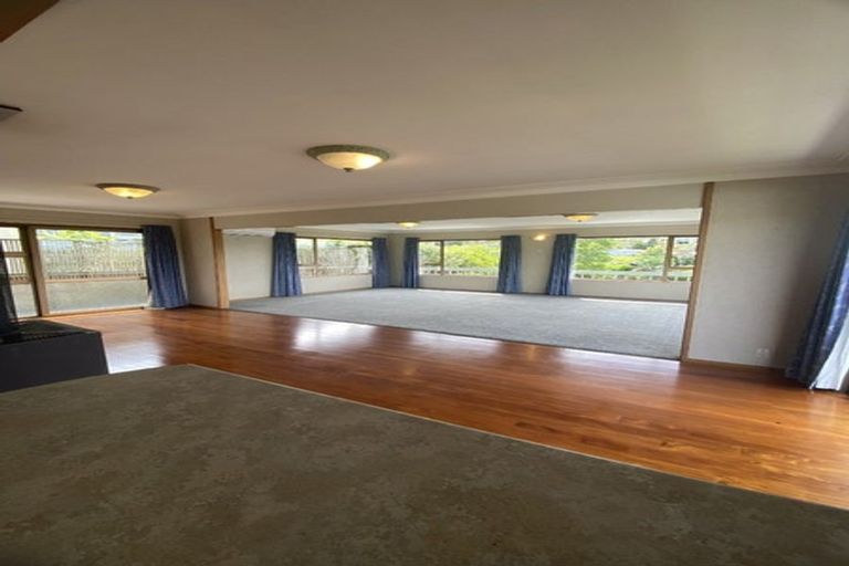 Photo of property in 2/46 Lyons Avenue, Murrays Bay, Auckland, 0630