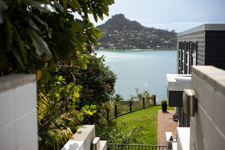 Photo of property in 18 Pine Grove, Tairua, 3508