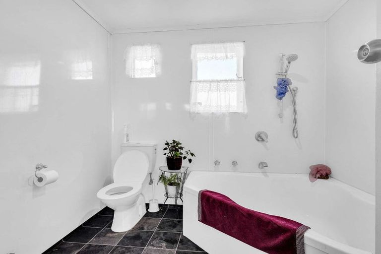 Photo of property in 709 Anson Street, Mayfair, Hastings, 4122