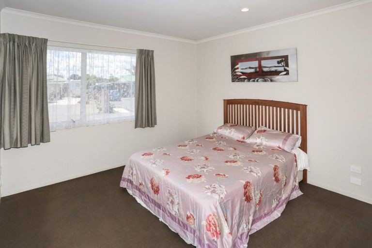 Photo of property in 8unit Village Place, Tuakau, 2121