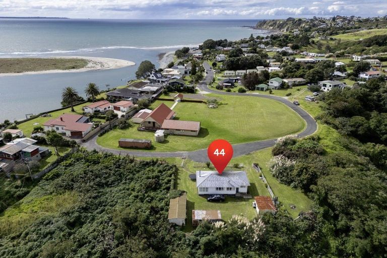 Photo of property in 44 Te Awhe Road, Maketu, 3189