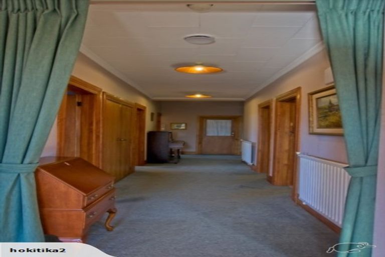 Photo of property in 102 Gibson Quay, Hokitika, 7810