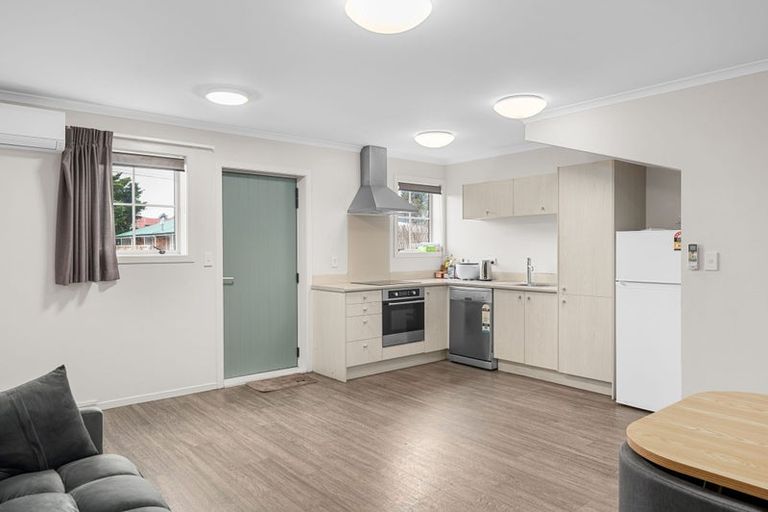 Photo of property in 3 Chiefs Court, Hamilton East, Hamilton, 3216