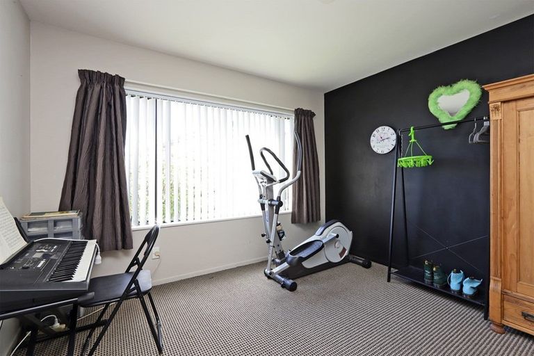 Photo of property in 49 Churchill Drive, Taradale, Napier, 4112