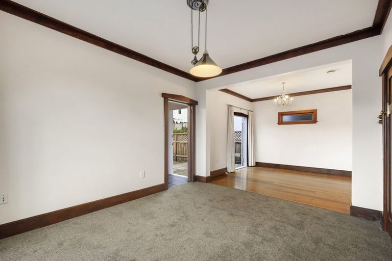 Photo of property in 5 Lewisville Terrace, Thorndon, Wellington, 6011