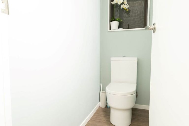 Photo of property in 1/16 Anne Mclean Drive, Bayview, Auckland, 0629