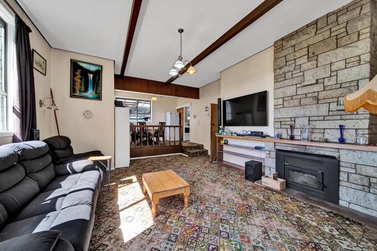 Photo of property in 2 Tauhuri Street, Manaia, Hawera, 4678