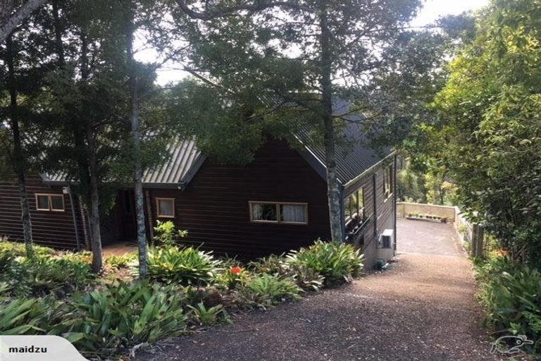 Photo of property in 8 Miha Road, Titirangi, Auckland, 0604