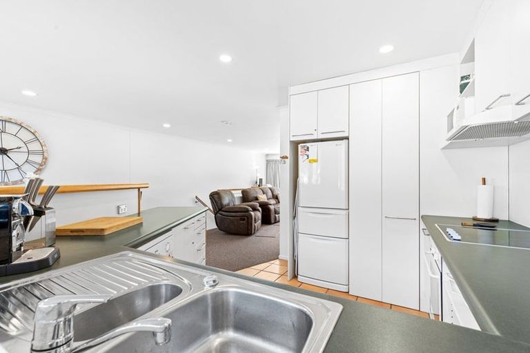 Photo of property in 10/45 Beach Road, Waikawa, Picton, 7220