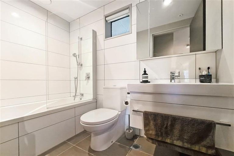 Photo of property in Revolucion Apartments, 204/28w Torrens Terrace, Mount Cook, Wellington, 6011