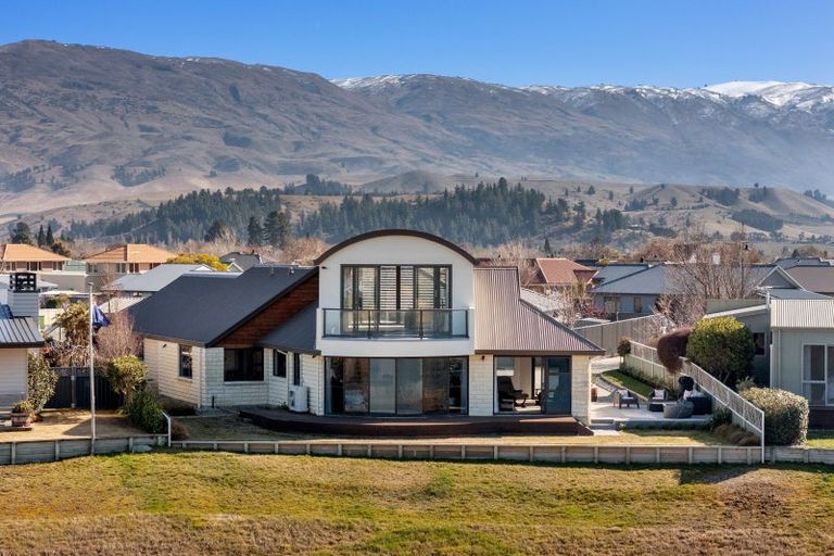 Photo of property in 26 Matthews Crescent, Cromwell, 9310