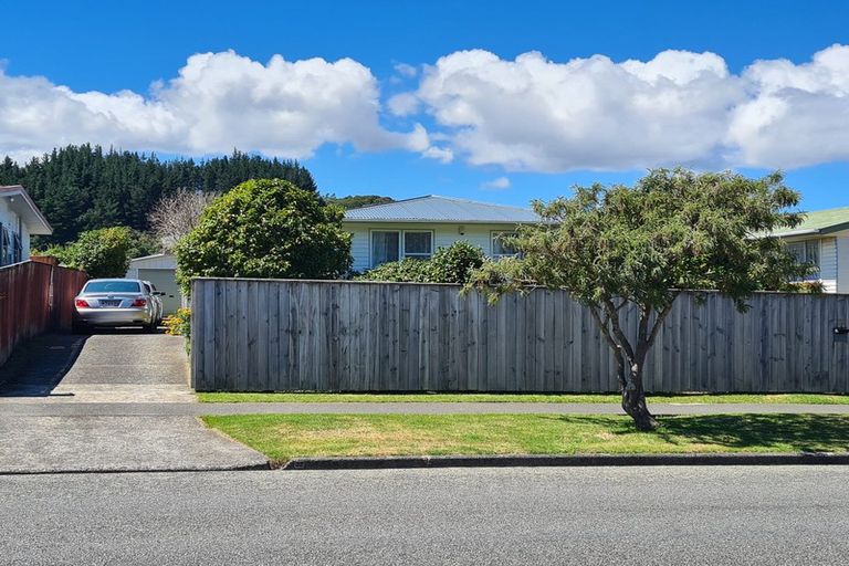 Photo of property in 32 Mohaka Street, Wainuiomata, Lower Hutt, 5014