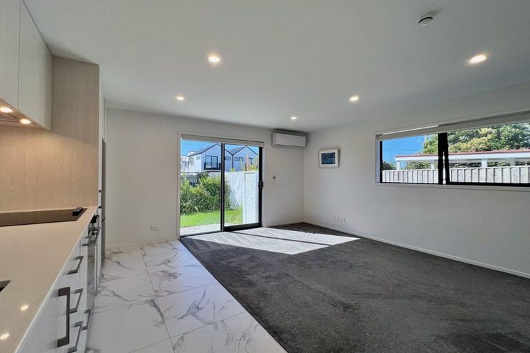 Photo of property in 2/59 Neil Avenue, Te Atatu Peninsula, Auckland, 0610