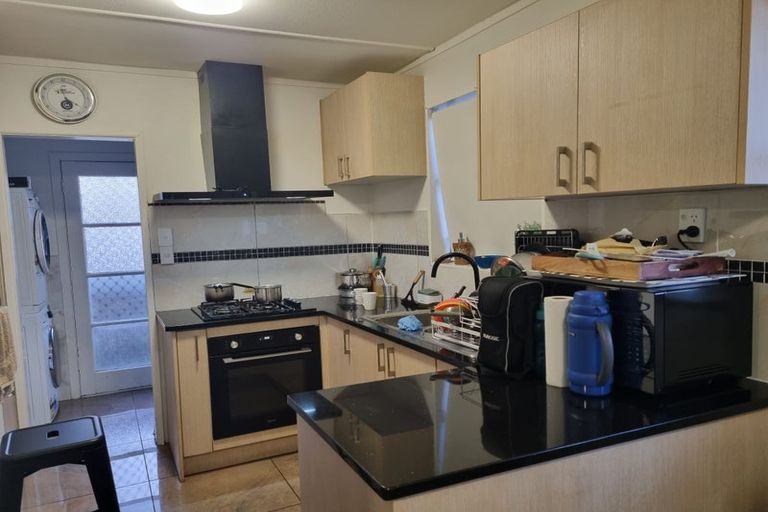Photo of property in 6a Dennis Road, Papatoetoe, Auckland, 2025