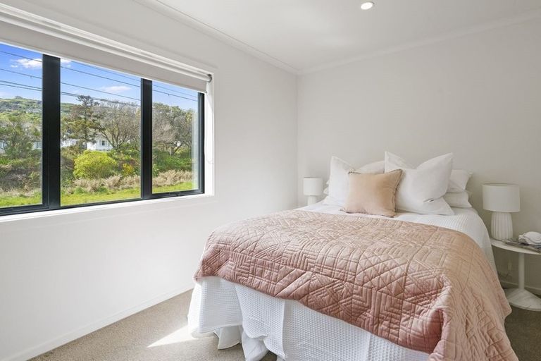 Photo of property in 9u1 Surrey Street, Tawa, Wellington, 5028