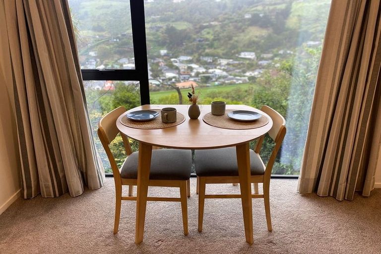 Photo of property in 65a Moncks Spur Road, Redcliffs, Christchurch, 8081