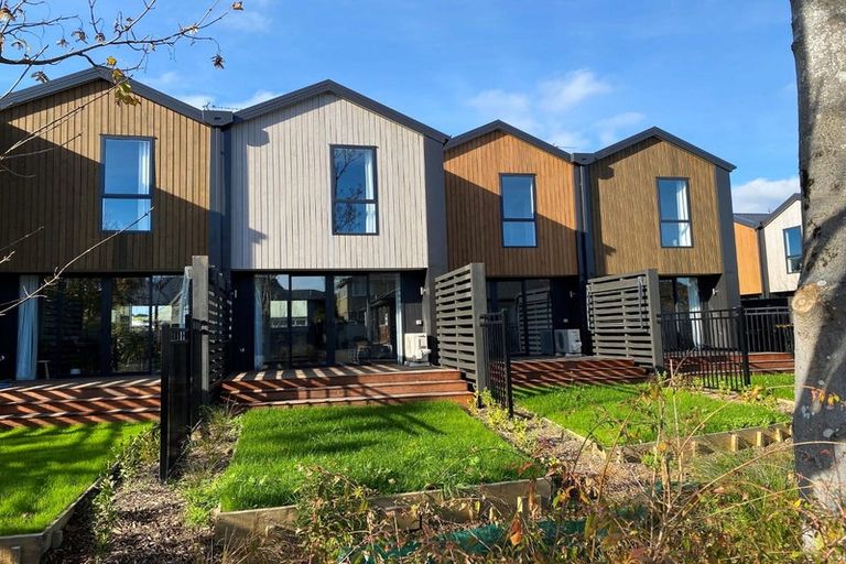 Photo of property in 3/111 Edgeware Road, St Albans, Christchurch, 8014