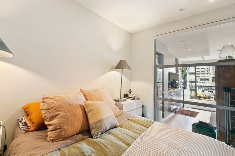 Photo of property in Masina Apartments, 307/80u Riddiford Street, Newtown, Wellington, 6021