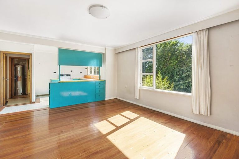 Photo of property in 70 Mitchell Street, Brooklyn, Wellington, 6021