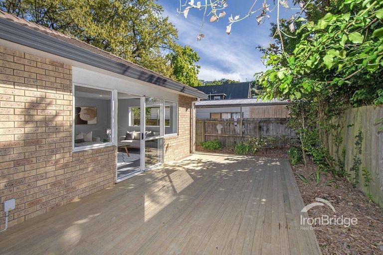 Photo of property in 2/232 Centaurus Road, Saint Martins, Christchurch, 8022
