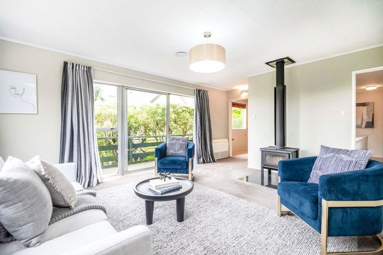 Photo of property in 41 Viewmont Drive, Harbour View, Lower Hutt, 5010