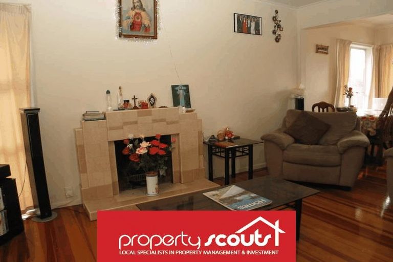 Photo of property in 53 Rathgar Road, Henderson, Auckland, 0610