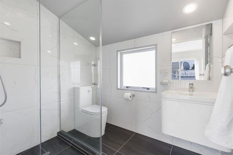 Photo of property in 369 Bucklands Beach Road, Bucklands Beach, Auckland, 2012