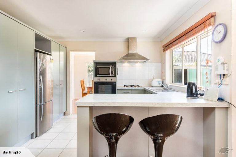 Photo of property in 80 Hillwell Drive, Henderson, Auckland, 0612