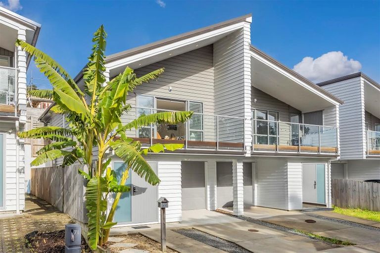 Photo of property in 69 Joseph Street, Flat Bush, Auckland, 2019