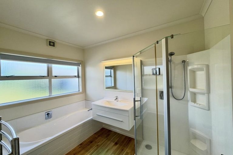 Photo of property in 50a Signal Street, Foxton Beach, Foxton, 4815