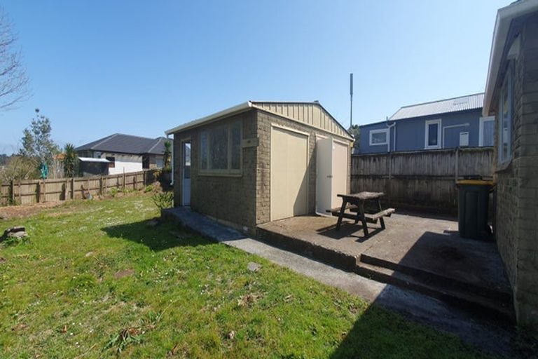 Photo of property in 138 Don Buck Road, Massey, Auckland, 0614