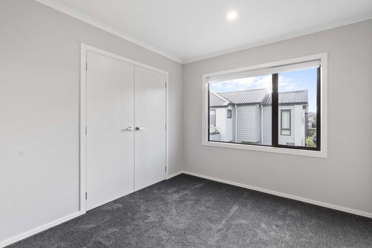 Photo of property in 13/15u Onukutara Place, Huntington, Hamilton, 3281