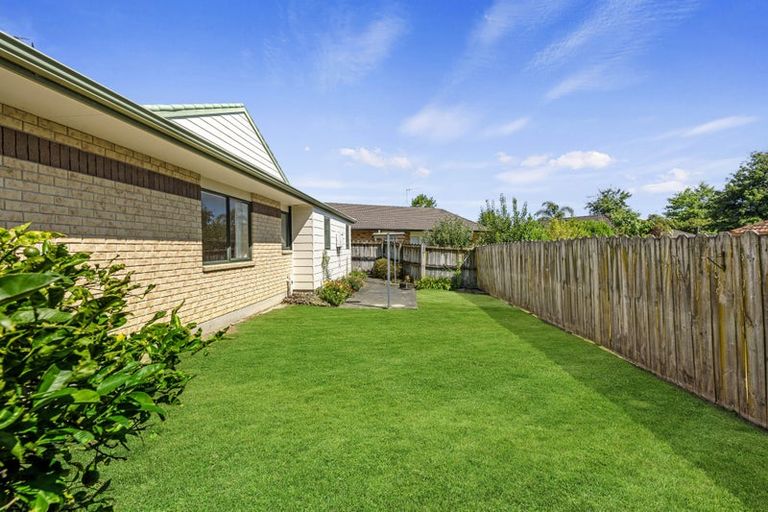 Photo of property in 19 Emmerdale Avenue, Papakura, 2110