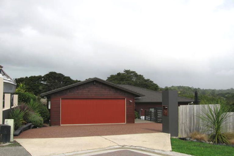 Photo of property in 20 Oratia Drive, Glen Eden, Auckland, 0602