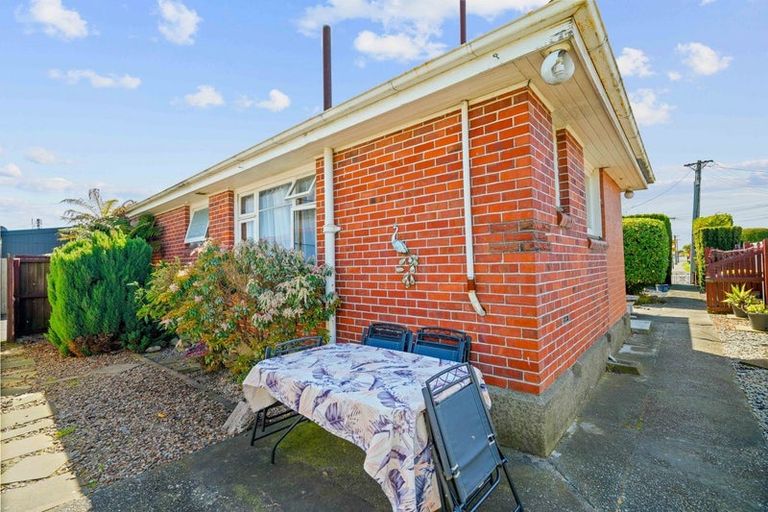 Photo of property in 102 Amyes Road, Hornby, Christchurch, 8042